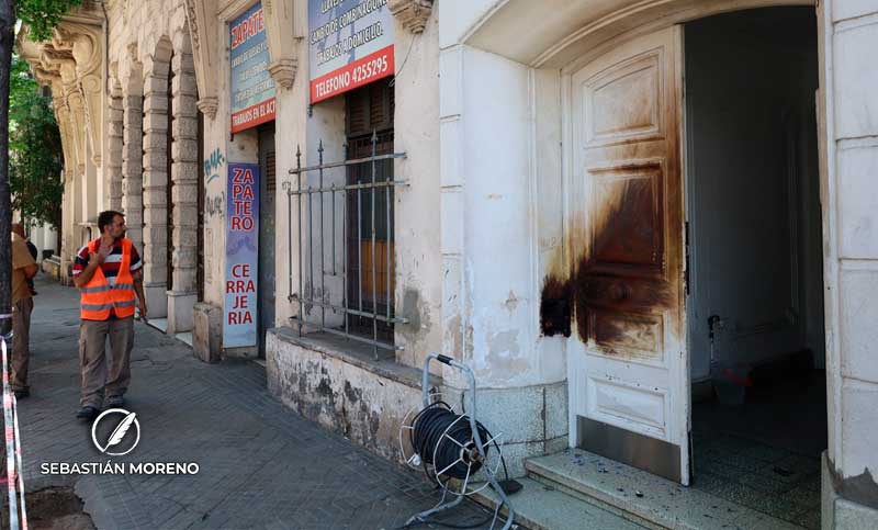 Un obrero resultó herido en una explosión tras un desperfecto eléctrico