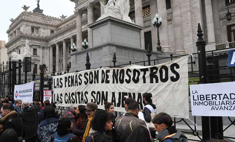 «Los alquileres no están congelados, los dueños de la tierra solo buscan lucro y apoderarse del Estado»