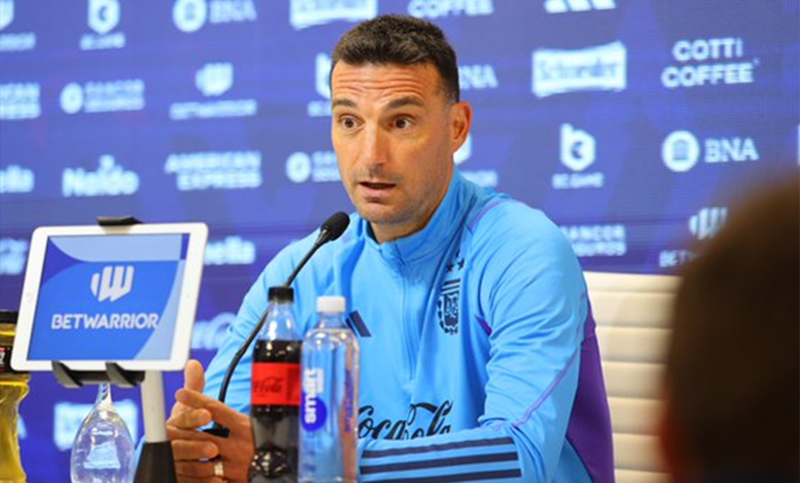 Scaloni aseguró que «Messi está bien» y evaluará si será titular ante Paraguay