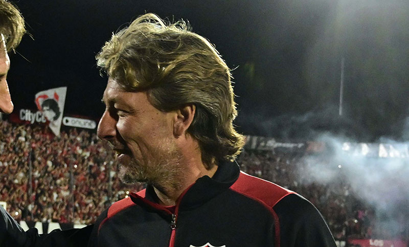 Heinze: «Es doloroso y es triste el insulto del hincha»