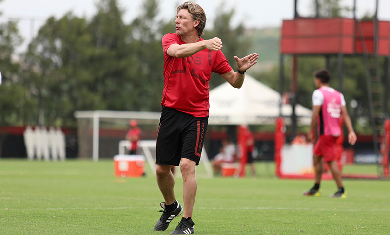Newell’s se prepara para el último partido de Heinze como DT