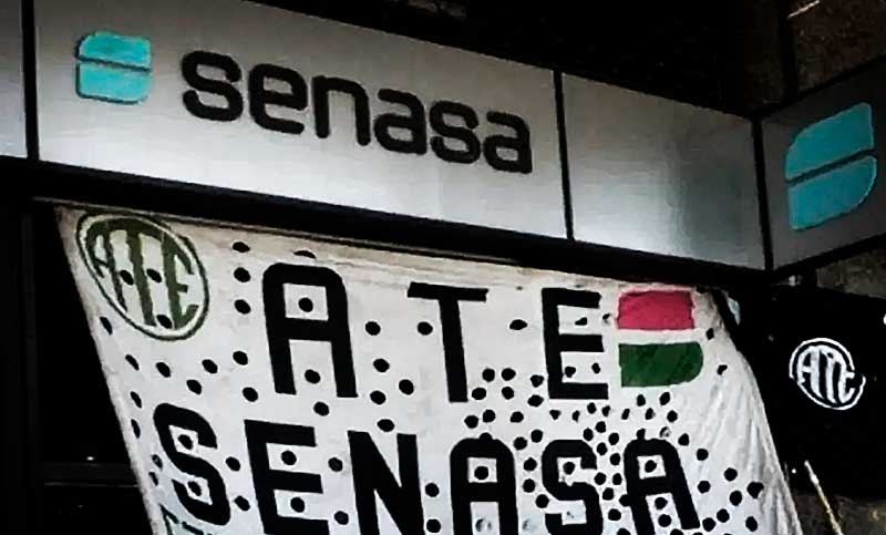 Trabajadores de Senasa inician huelga de 3 días y se paralizan las exportaciones
