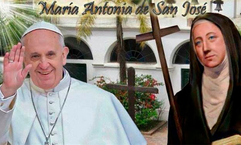 Dos milagros convirtieron a Mama Antula en la primera santa argentina