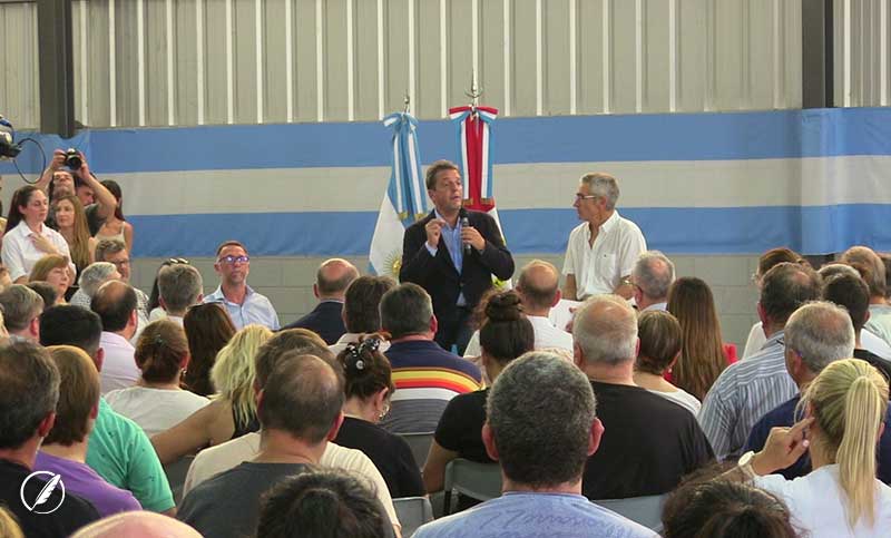 Massa en Santa Fe: «Los cantos de sirena pueden ser la destrucción de la industria y del empleo»