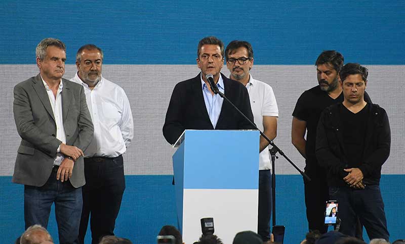 Massa renunciaría al Ministerio de Economía para “facilitar la transición”