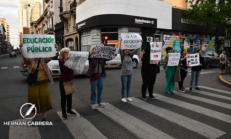 Una organización feminista realiza manifestaciones contra Milei: “Nuestros derechos están en peligro”