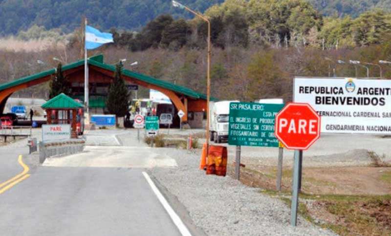 La Libertad Avanza pide atención en los cruces fronterizos para que «grupos organizados» no ingresen al país a votar