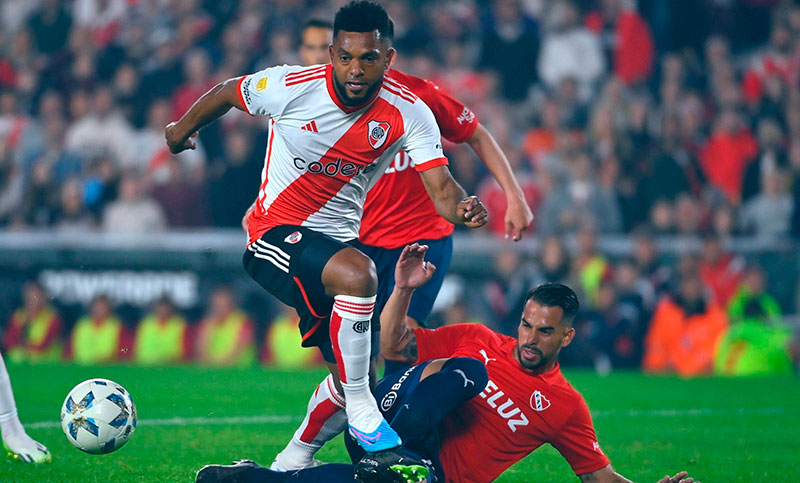 Borja ingresaría por Rondón para enfrentar a Central
