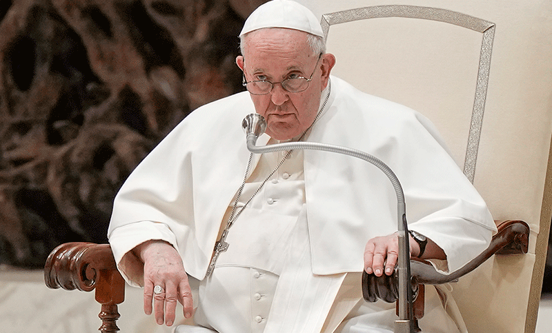 Francisco pidió simplificar los ritos funerarios y ser enterrado fuera del Vaticano