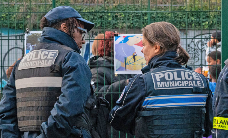 Francia moviliza 90.000 policías en todo el país y mantendrá alerta antiterrorista para Año Nuevo