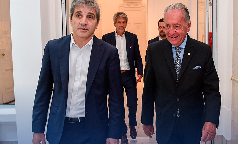 La Unión Industrial Argentina tiene dudas sobre el plan económico de Caputo