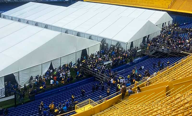 Comenzaron las elecciones en Boca Juniors y Javier Milei ya emitió su voto