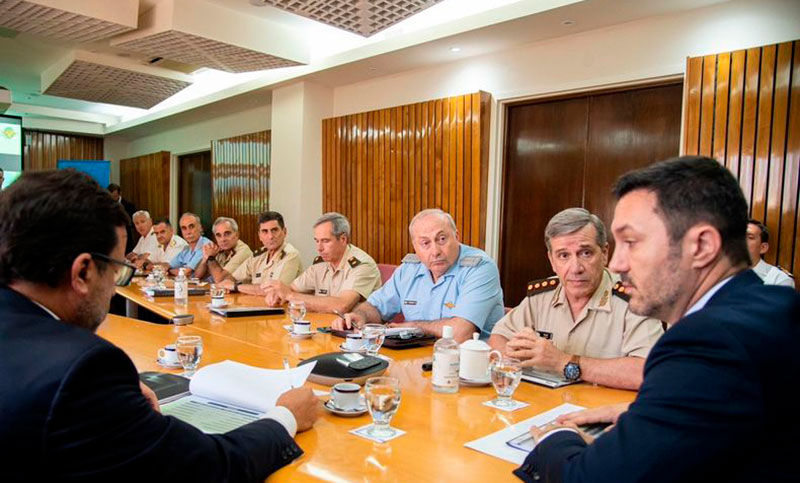 Petri se reunió con los jefes de las Fuerzas Armadas para poner en valor el sistema de defensa