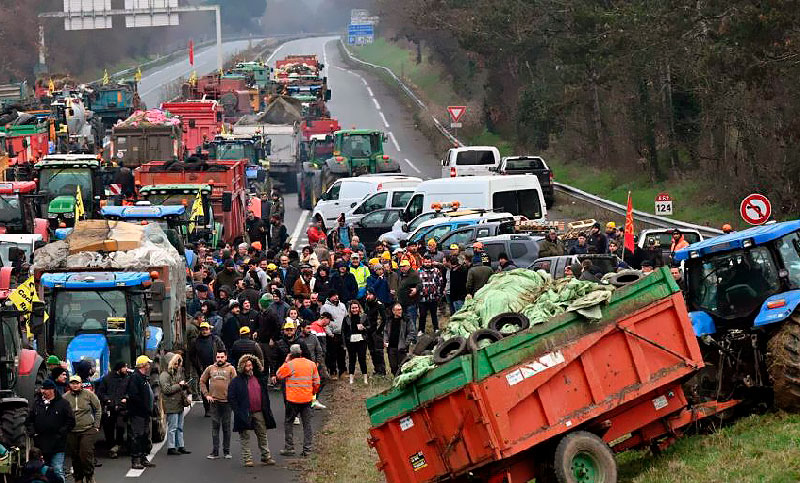 Muere una productora de ganado embestida con un auto durante una protesta en el sur de Francia