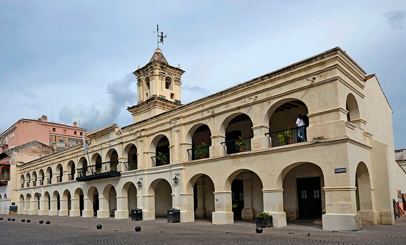 El Gobierno dio marcha atrás con la eliminación del pago de horas extras y los museos abrirán el fin de semana