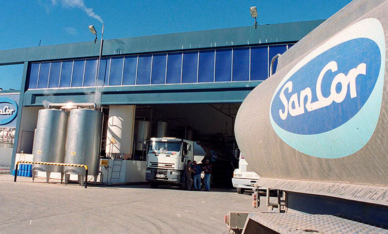 Conflicto en Sancor: trabajadores denuncian que los empresarios planean una fuga y están «buscando que llevarse»
