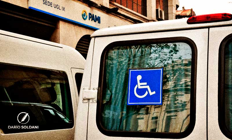 Transportistas de personas con discapacidad siguen de paro: habrá una reunión para destrabar el conflicto