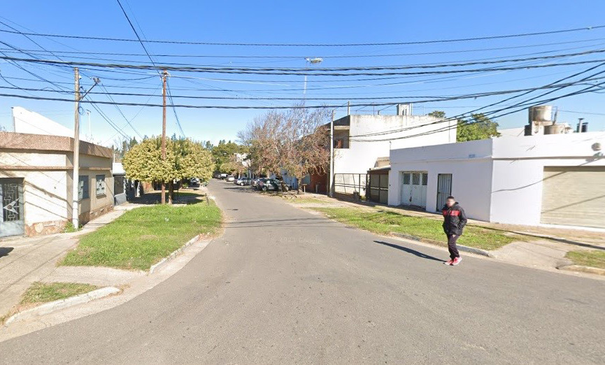 Matan a una pareja en Rosario y por el doble crimen buscan al hijo de la mujer