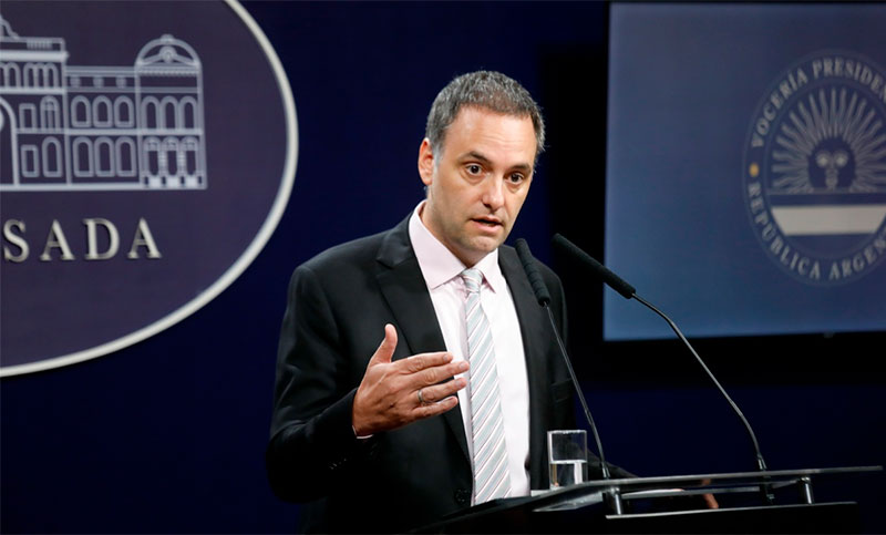 Adorni sostuvo que el objetivo con el FMI es «reencauzar el acuerdo que está caído»