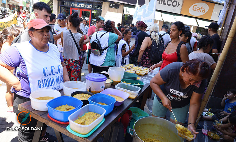 Con protesta frente a Anses, denunciaron que el Gobierno no envía alimentos para ollas populares