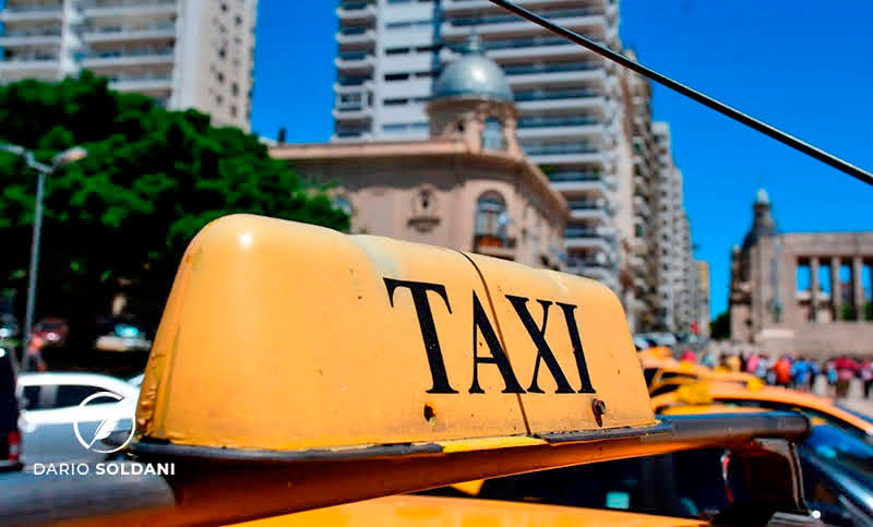 Los taxistas rechazan la propuesta de Schmuck de eliminar la obligación de 16 horas diarias de servicio