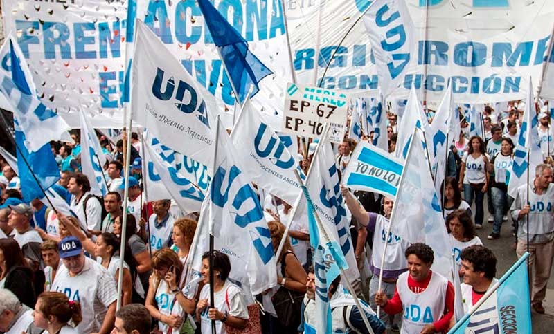 Sindicatos docentes adelantaron que si no hay paritarias, las clases no empiezan
