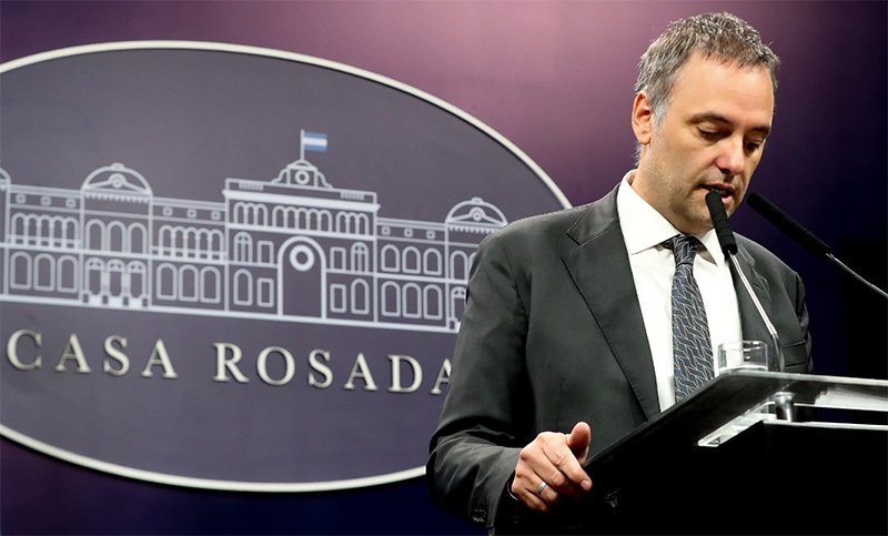 Adorni: «No se puede dinamitar el Estado, es una frase figurativa»