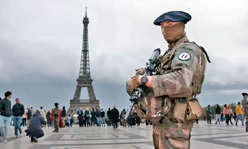 Francia eleva a máximo nivel su alerta de seguridad nacional tras atentado en Moscú