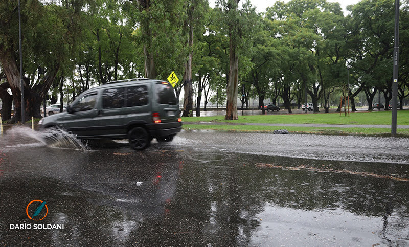 Alerta amarillo, mucha humedad y cielo cubierto con tormentas