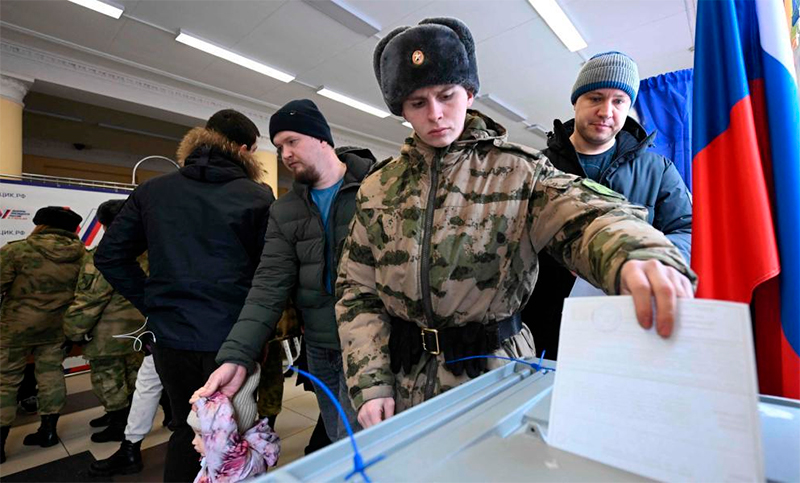En el segundo día de votación, Putin se asegura un quinto mandato