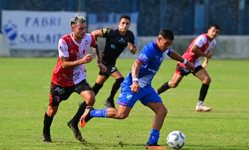Argentino tuvo poco volumen de juego y empató con Juventud Unida