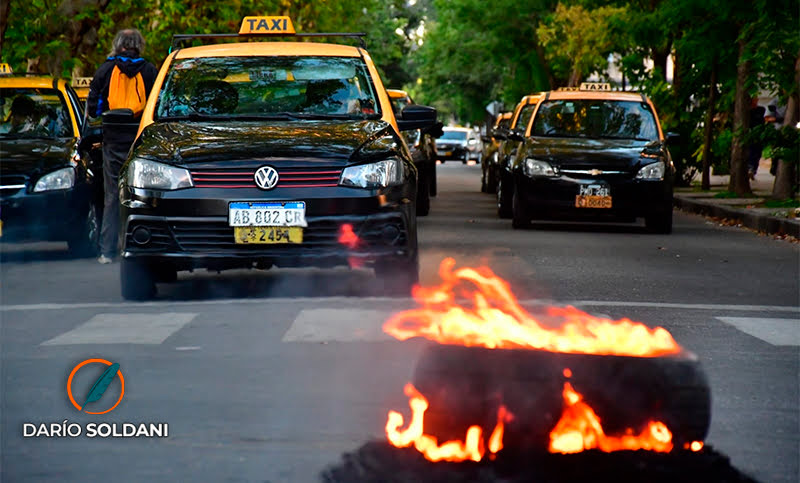 Se confirmó un nuevo paro de taxis en Rosario: no habrá servicio desde las 22 hasta las 6
