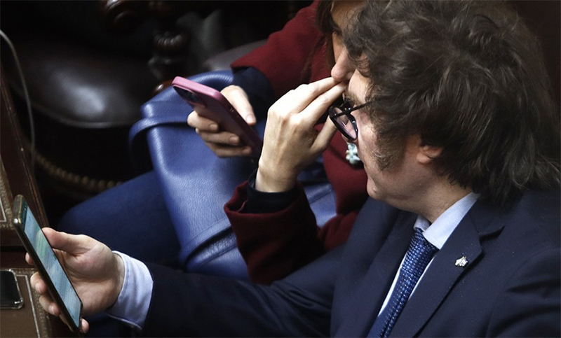 Milei: «Las redes sociales me permiten estar rápido de reflejos, veo dónde están los problemas»