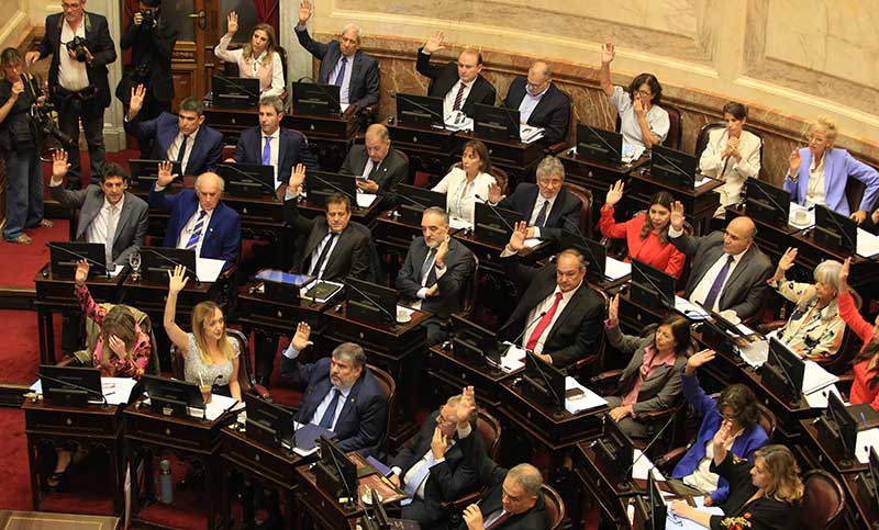 Revés para Milei: el Senado rechazó el DNU del Gobierno que desregula la economía