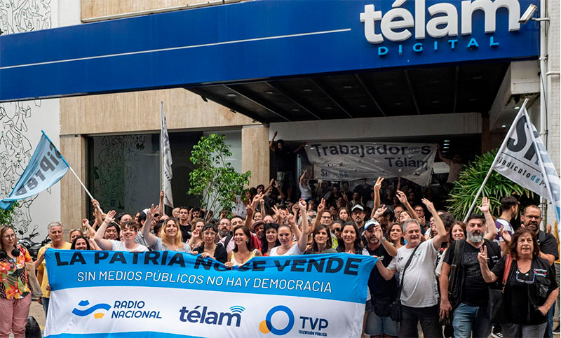 Repudios ante el cierre de Télam y preocupación de los trabajadores