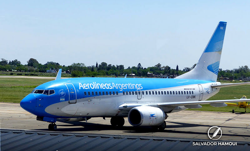 Aeronáuticos alertan sobre un “nuevo proceso de vaciamiento” en Aerolíneas Argentinas
