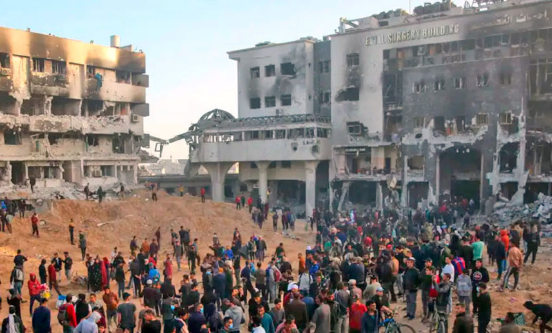 Israel retira sus fuerzas de hospital Al-Shifa y tras ello, los palestinos recuperaron 20 muertos