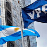 Juicio por YPF: fondo buitre pidió el 51% de las acciones que tiene el Estado