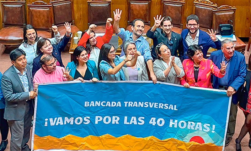 Tras una larga batalla, Chile le dio luz verde a la jornada laboral de 40 horas