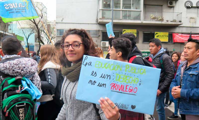 Marcha a Plaza de Mayo en defensa del sistema universitario público