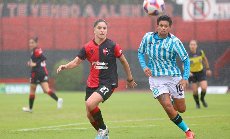 Fútbol femenino: Newell’s jugó por primera vez en el Coloso y cayó ante Racing