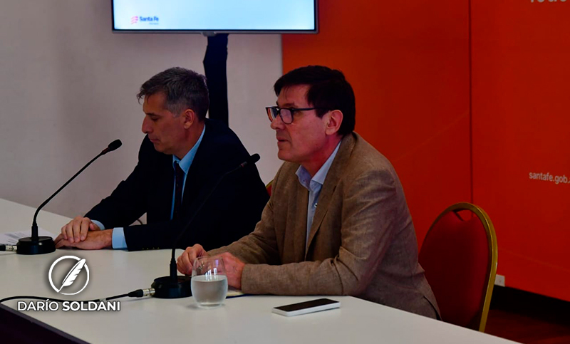 El Gobierno de Santa Fe prometió bonificación para docentes con «asistencia perfecta»: ¿cómo funcionará y cuánto se pagaría?