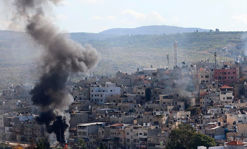 Al menos 14 palestinos muertos por un nuevo ataque israelí en Cisjordania