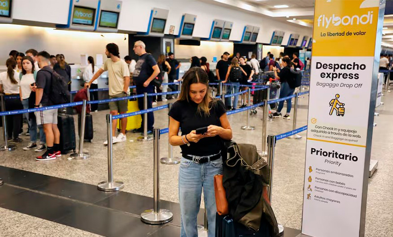 La aerolínea Flybondi registró 22 vuelos cancelados en Semana Santa y afectó las vacaciones de 11 mil personas