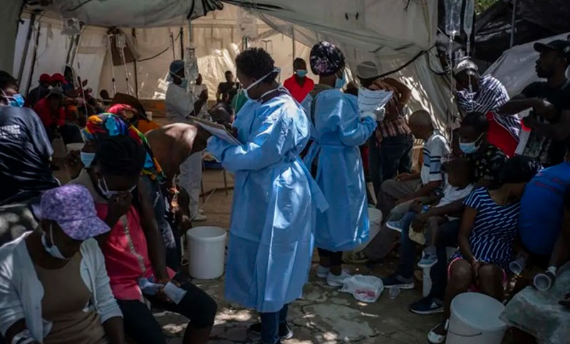 OMS alerta sobre el sistema de salud en Haití: funcionan solo el 50% de las instalaciones