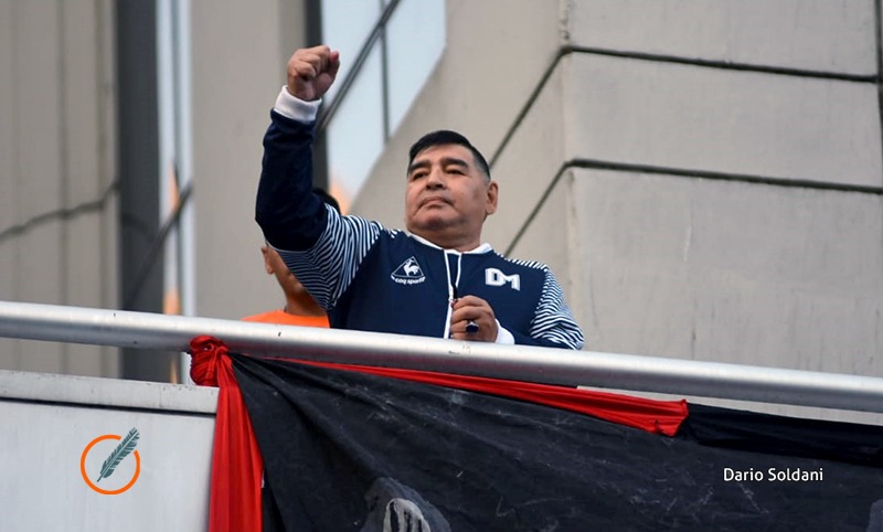 Giro en el caso Maradona: un informe médico establece que murió sin agonía