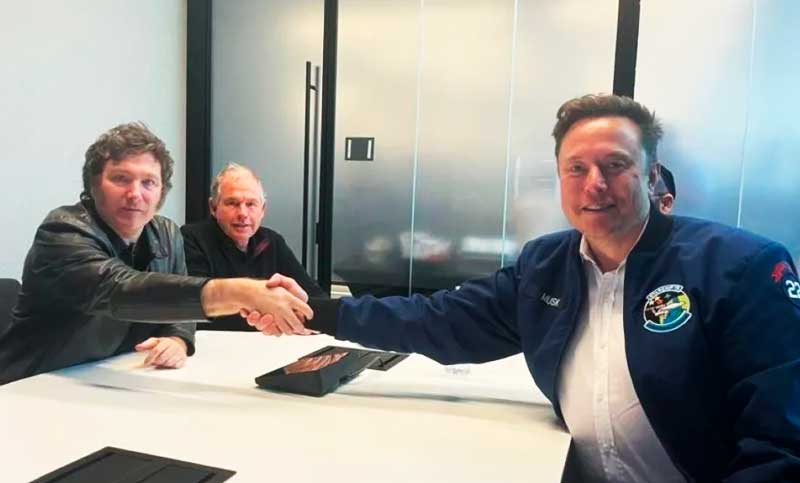 Milei se reunió con Elon Musk y recorrió la fábrica de Tesla