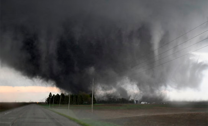 Un tornado devastador azotó los estados de Nebraska y Texas