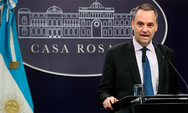 Adorni dijo que el paro fue “un absoluto fracaso”, pese a estimar que se perdieron millones de dólares