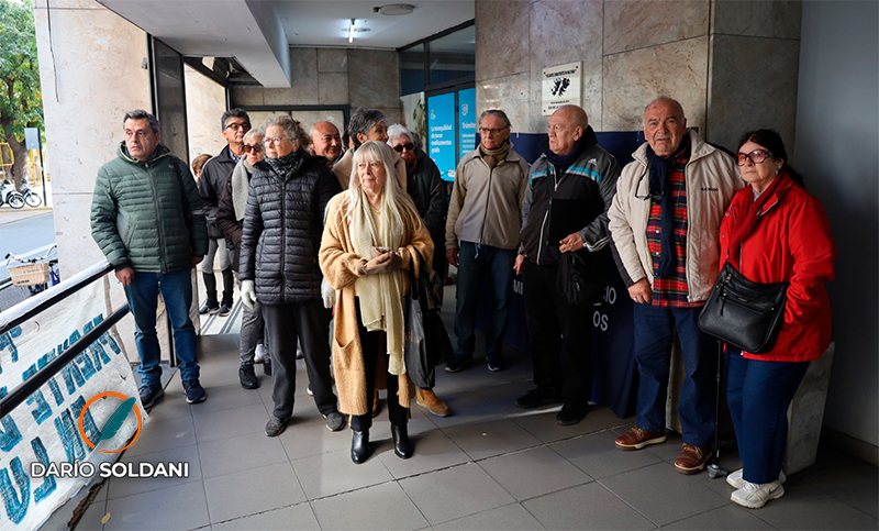 Jubilados se reunieron con el interventor de Pami: “Hay falencias con los medicamentos y las prótesis”